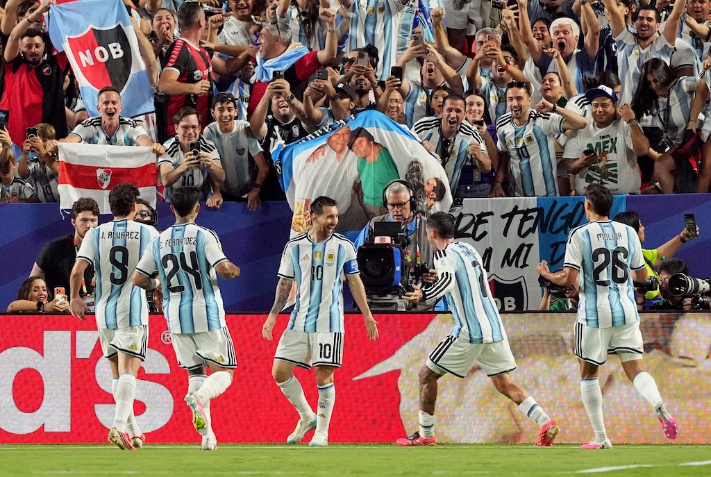 Argentina – Østrig på tv: Opgøret fra Dallas vises på TV 2